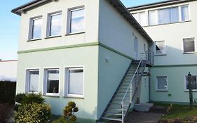 Ferienwohnung Altefähr mit Seeblick und Sonnenterrasse